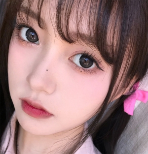 乌云冻美瞳